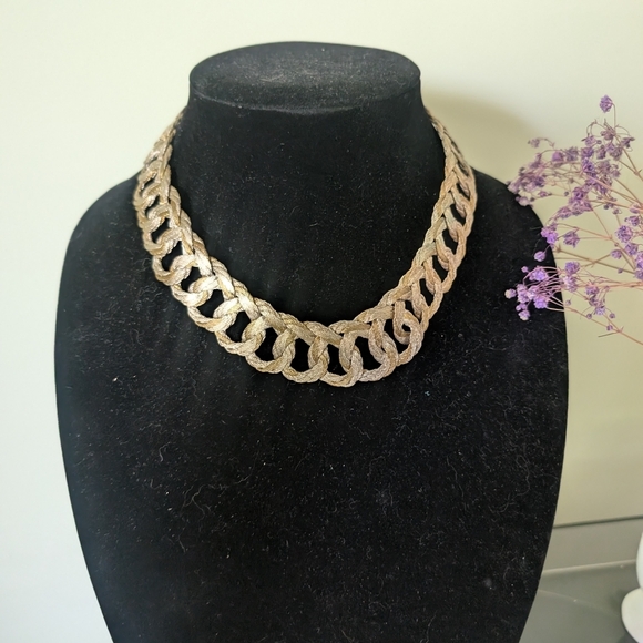 Elegant Gold and Silver Woven Metal Necklace And Matching Belt Made In Greece - Picture 7 of 11